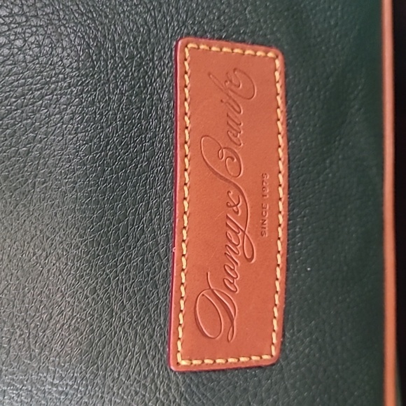 EUC Dooney & Bourke Green Tote Bag - Picture 3 of 16